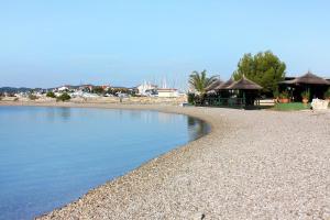 Family friendly house with a swimming pool Sukosan, Zadar - 17965