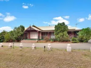 King Retreat Estate - close proximity to Bimbadgen and Hope Estate concerts - Pokolbin