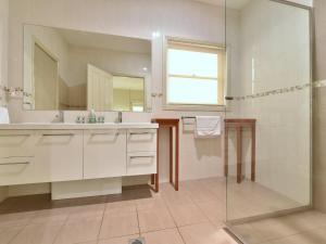 King Retreat Estate - close proximity to Bimbadgen and Hope Estate concerts