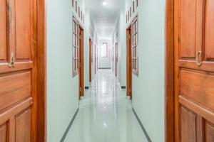 RedDoorz near Taman Mini Jakarta