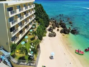 Churaumi on the Beach Motobu - Sugā