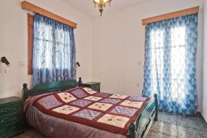 Montemar Studios & Apartments