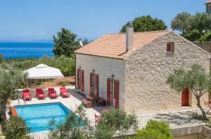 Perachori Villa Sleeps 4 Pool Air Con WiFi Ithaka Greece