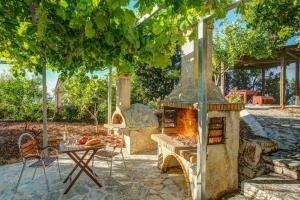 Perachori Villa Sleeps 4 Pool Air Con WiFi Ithaka Greece