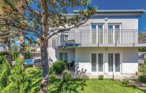 4 star Коттедж Blue House Цриквениця Хорватiя