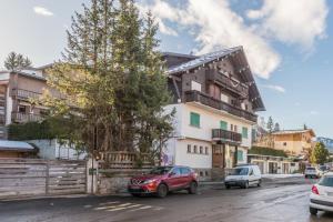 Appartements Architect flat with balcony and parking at the heart of Megeve - Welkeys : Appartement