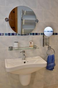 Finest Retreats - Shropshire Cottage, 2 bedrooms, sleeps 3