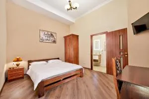 Cossacks Hostel - Винники