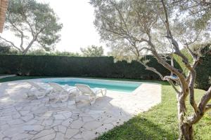 villa de charme, 8 pers, climatisée, piscine chauffée, calme garanti