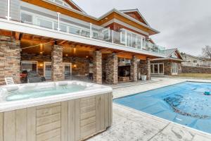 Five Bedroom House room in River's Lodge with pool