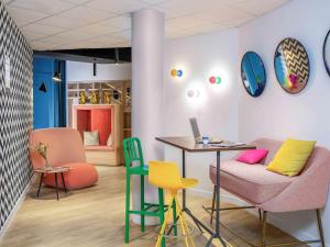 Hotels Hotel Mercure Paris Centre Gare Montparnasse : photos des chambres