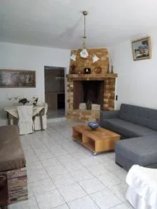 Aggelina - Като-Аситес