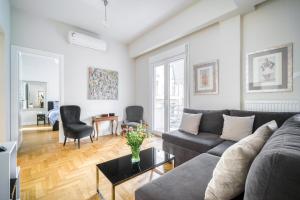 Lovely Sunlit Central Athens 2 Bedroom 2 Bathroom Condo