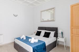 A World Aparts - 61 Margutta