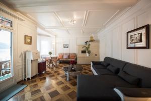 Alpenblume - Direct lake view