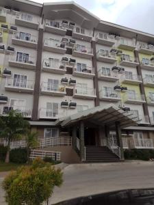 Comfy condo unit 5mins from Mactan Airport+Netflix