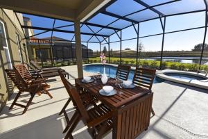 Five-Bedroom House room in 5 Bedrooms - Family Fun home