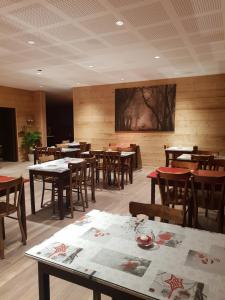 Hotels Hotel Le Picors : photos des chambres