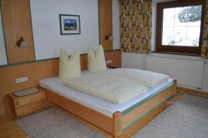 Two-Bedroom Apartment with Balcony room in Ferienwohnungen Andreas Hofer