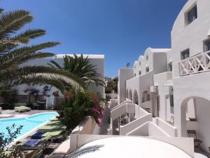 Anny Studios Perissa Beach Santorini Greece