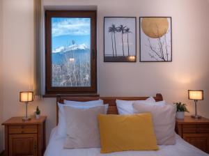 Charming Ski Apartments Near Gondola & Bar Street, Cedar Lodge 1 Complex