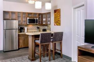 One-Bedroom King Suite room in Staybridge Suites Charlottesville Airport an IHG Hotel