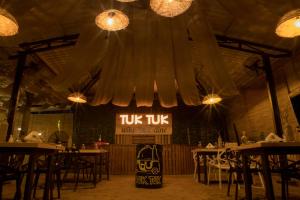 Tuk Tuk Hostel Negombo