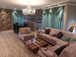 Airport Apartments Near The Sea