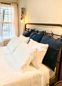 Spacious 2BR&2BA Med Center APT, Free parking&shuttle