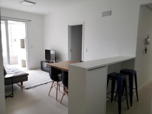 Apartamento em frente à praia do Campeche