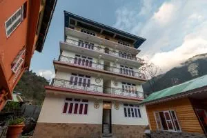 Magellan's The Grand Lachen - Lachen