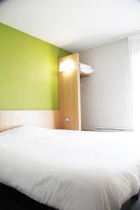 Hotels B&B HOTEL Vierzon : photos des chambres