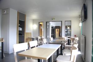 Hotels B&B HOTEL Vierzon : photos des chambres