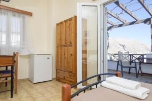 Holiday Beach Resort Santorini