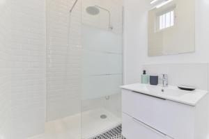 Renovated Design Apartment In Montparnasse