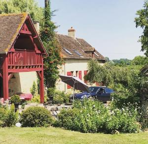 Maisons d'hotes Les Ruettes : photos des chambres