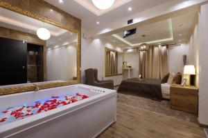 Central Business Apartments Jacuzzi
