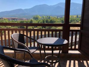 Mountain View Apartment