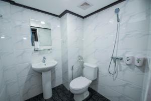 Traveller Lodge Ngapali by River Top