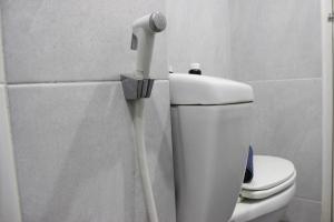 Simply Studio Room The Jarrdin Cihampelas Apartment By Travelio