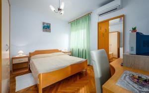 ALEKS 3 house with apartments