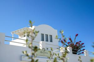 Athiri Santorini Family Friendly Hotel Santorini Greece