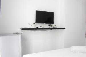 Stylish Studio Room Grand Asia Afrika Apartment By Travelio