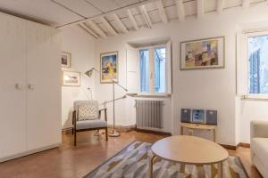 GuestHost - Charming Loft Navona
