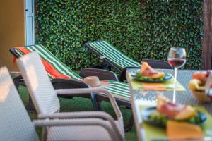 22 Casablanca II Veronica