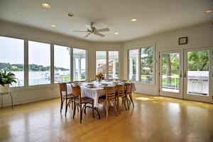 Elegant Riverfront Home w Expansive Views