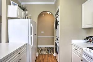 Central Myrtle Beach Condo with Golf Course View!