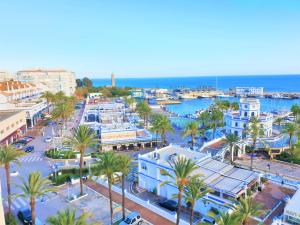 FABULOUS APARTMENT IN FRONT OF SEA & MARINA WITH INCREDIBLE VIEWS