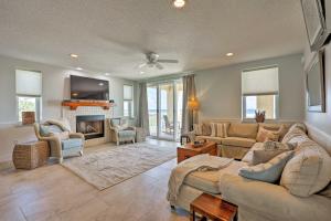 Holiday Home room in Breezy St Augustine House with Direct Beach Access!