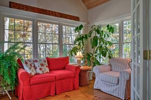 Beautiful Sandy Point Getaway w Wraparound Deck!